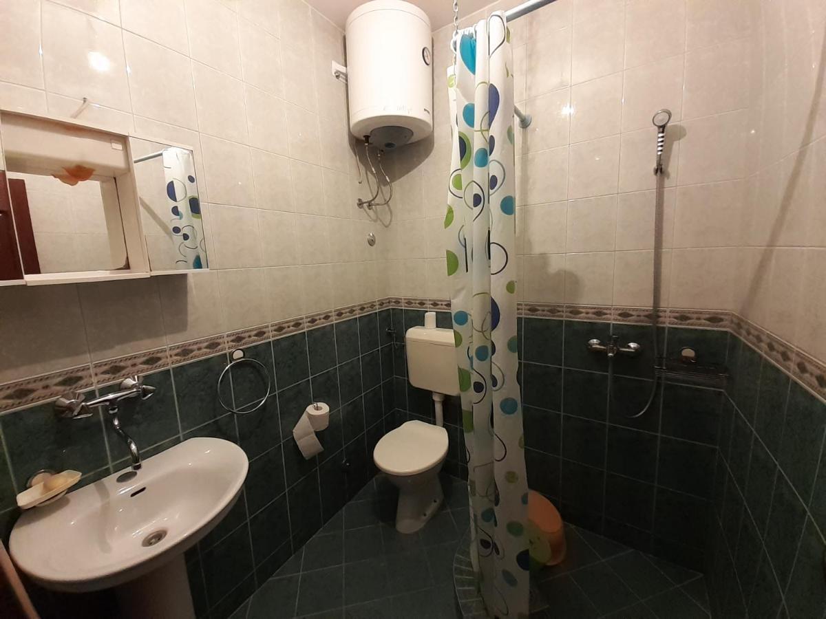 Stevovic Apartments Tivat Eksteriør bilde
